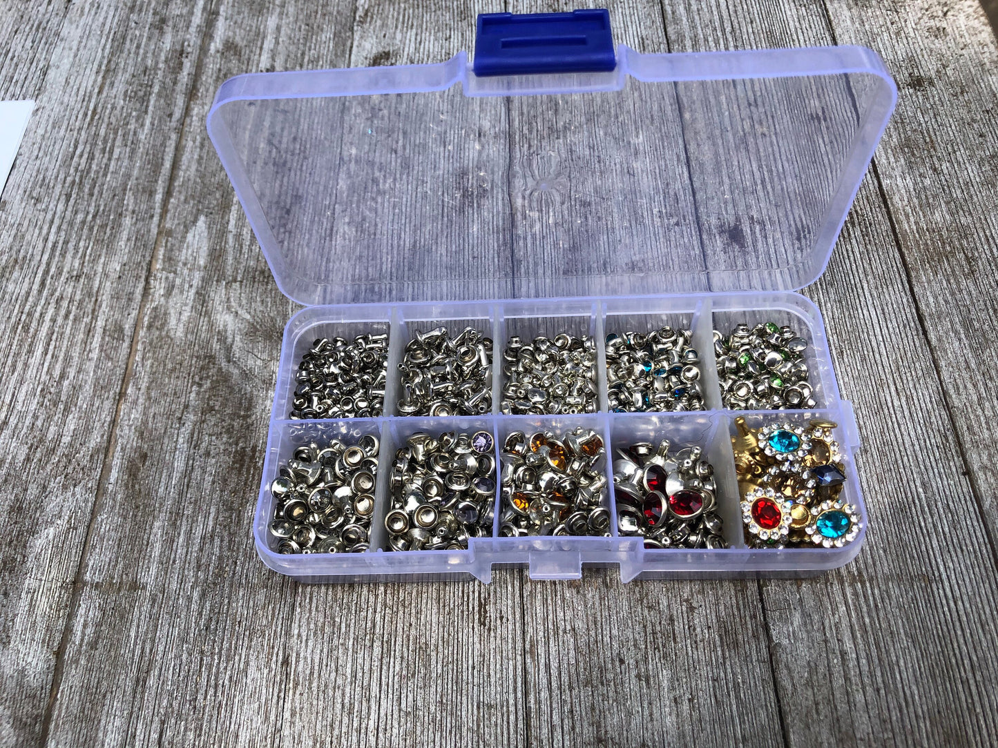 DIY Mandala Dot Diamond Art - Leather kits for Wall Decor, Earrings, Bracelets, and Appliques