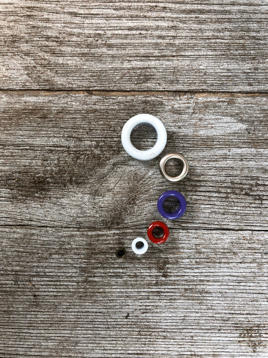 Tiny Doll Eyelets - 1 - 3mm Eyelets for doll clothes and beading