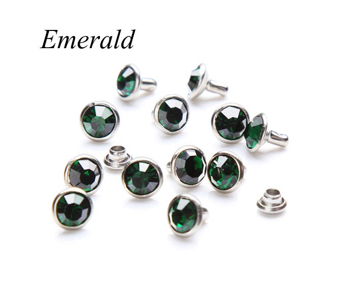 Crystal Rivet Sampler Box - Bulk Savings 300 Crystal Rivets with carry case - 50% markdown from retail value!