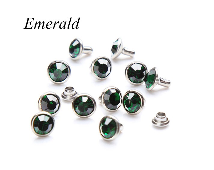 Crystal Rivet Sampler Box - Bulk Savings 300 Crystal Rivets with carry case - 50% markdown from retail value!