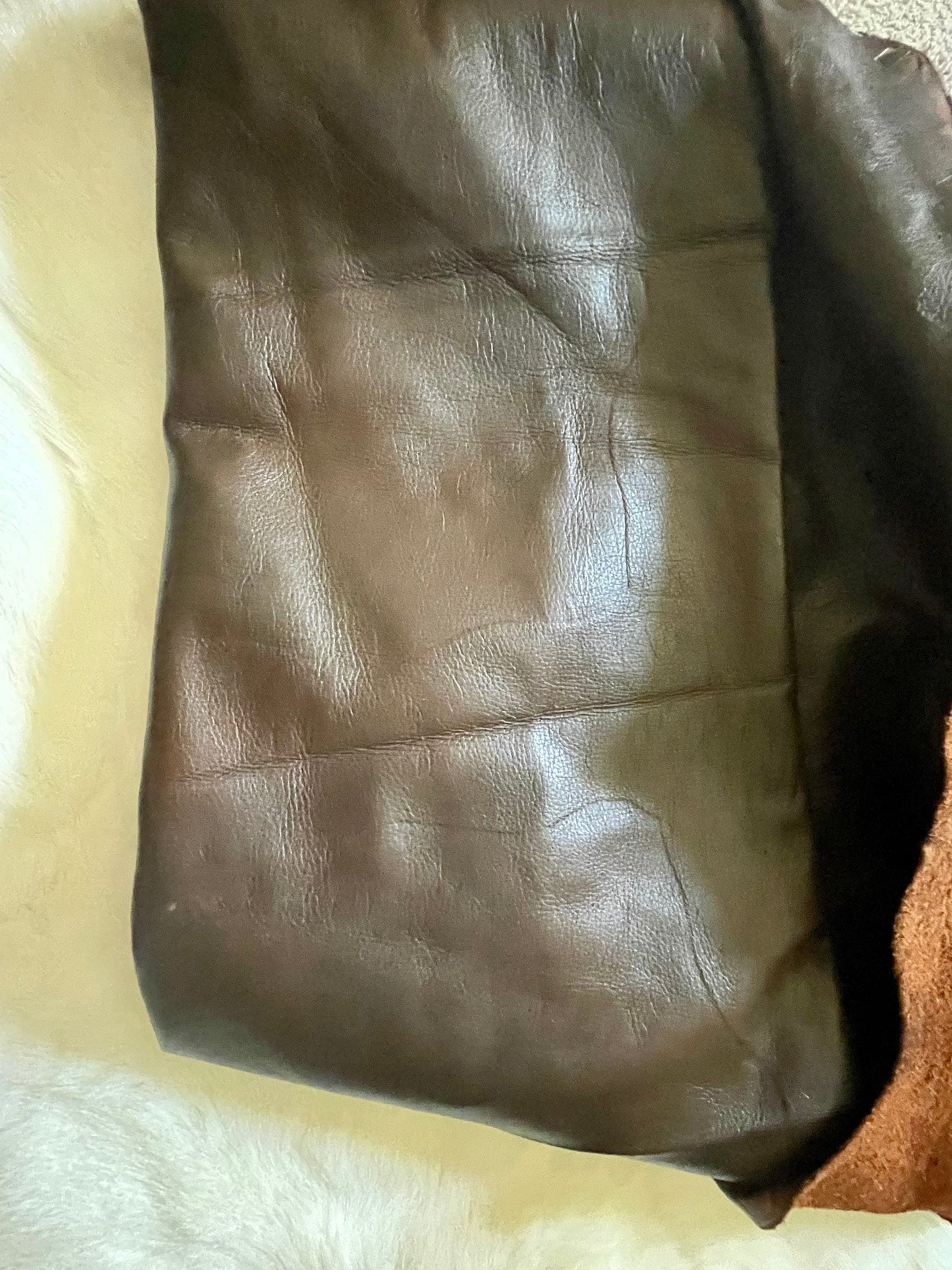 Brown Upholstery leather - Raw Leather - Wholesale Leather 2-4oz