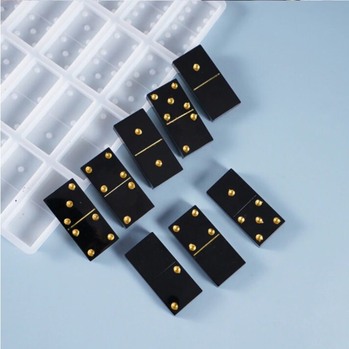 Silicone domino mold tray