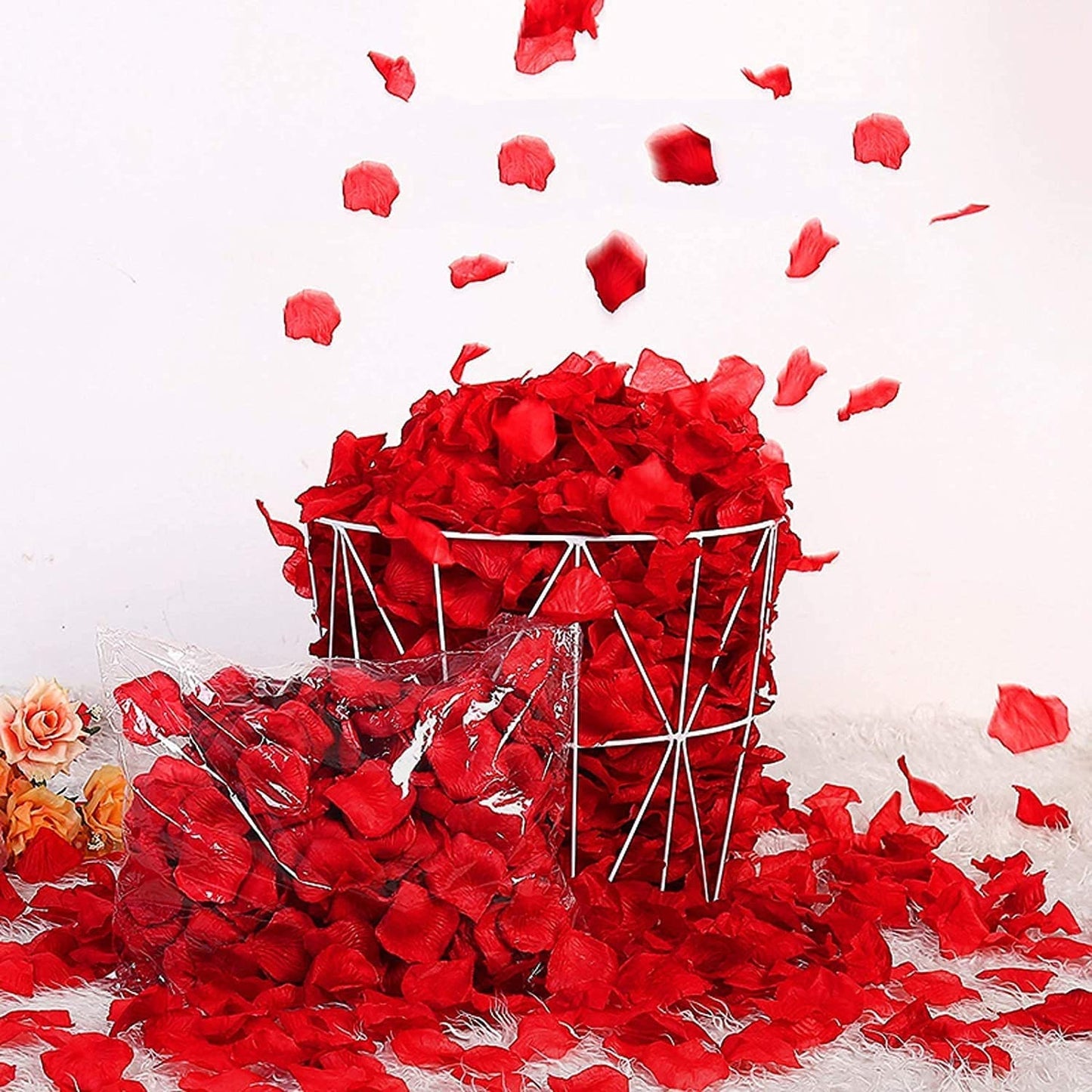 Rose Petals | Wedding Flower Petals | Romantic Decor | Valentine's Day Decor | 1000ct Fabric Red Rose Petals