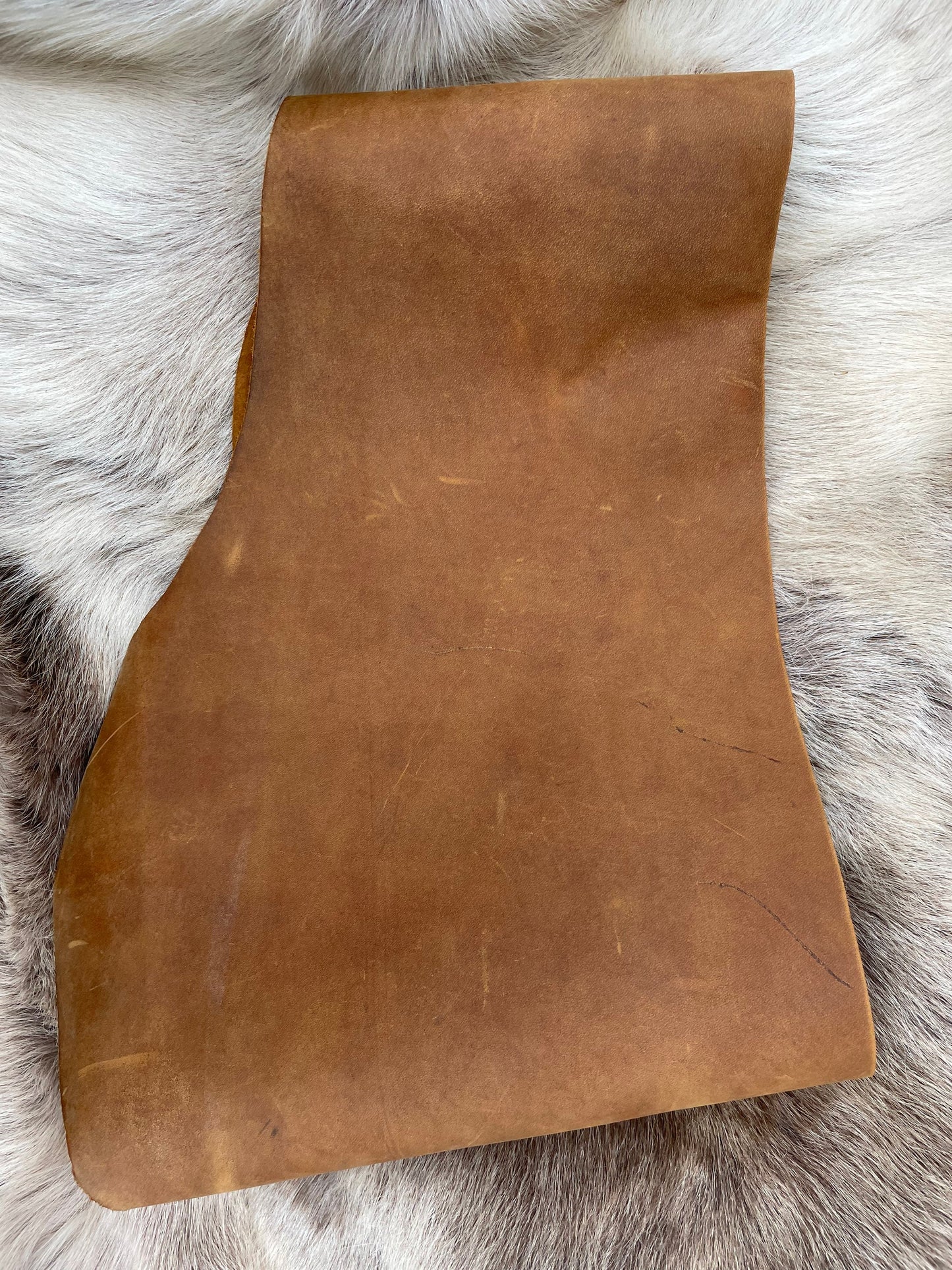 Laredo Crazy Horse Rugged Leather - Bag and Purse leather - Raw Leather - Wholesale Leather 3/4oz